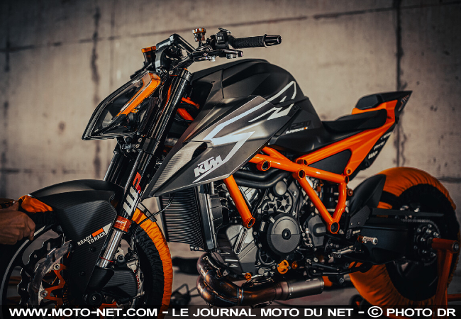 Roadster Ktm Relance Une S Rie Limit E De Super Duke Rr