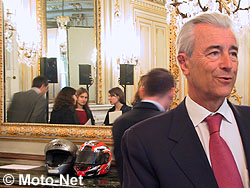 Vouloir réduire le nombre de victimes sur la route ne nous empêche pas d'être intelligents (Gilles de Robien, ministre des transports, 25 avril 2003)