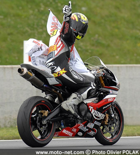  Kenny Foray (Triumph Daytona 675) : Champion de France 2007 Supersport