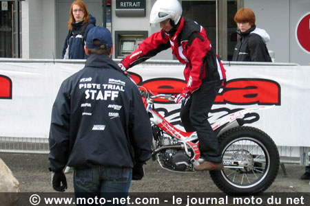 Le Mondial du deux-roues bat son plein aussi en extérieur !