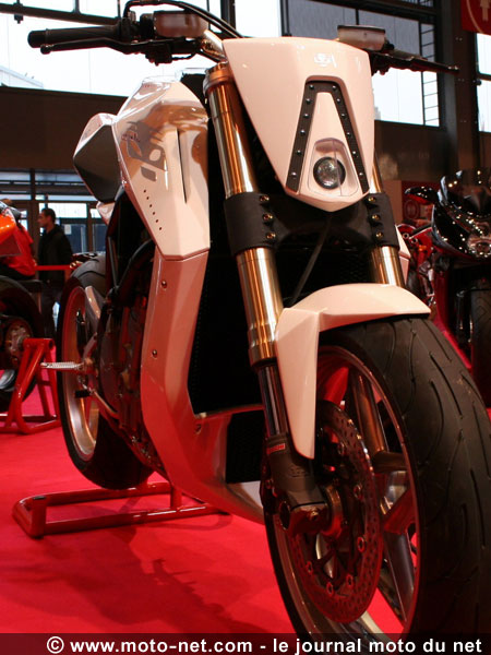 Design Yacouba touch : Quand MV Agusta rencontre Yacouba... c'est Bestial(e) !
