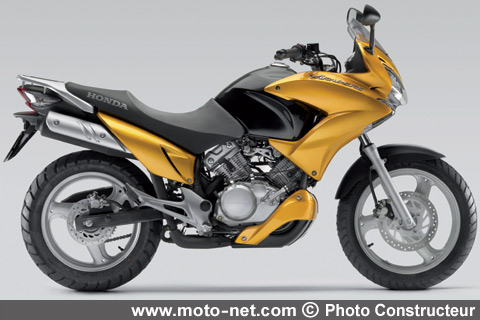  Coloris 2008 - Essai Honda Varadero 125 : Elle a tout d'une grande !