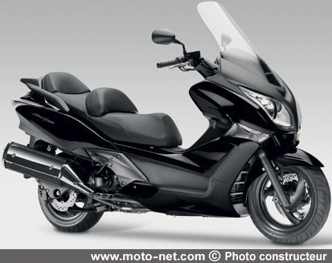 Nouveautés 2009 Honda : Le Silver Wing 400 remplacé par le SW-T400