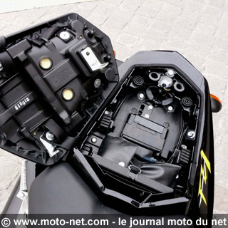 Face à face Honda CB 1000 R - Yamaha FZ1 : duel chez les 1000 !