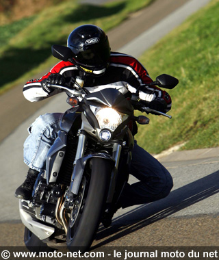 Face à face Honda CB 1000 R - Yamaha FZ1 : duel chez les 1000 !
