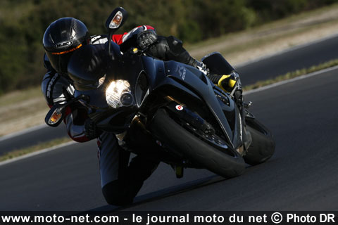 Essai pneu Dunlop : le Qualifier II bouscule le segment Supersport !