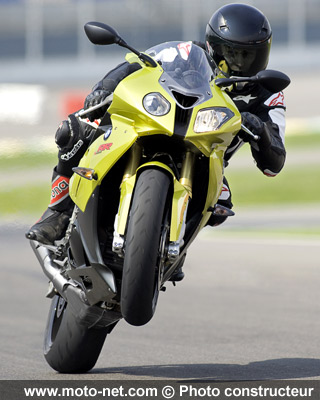 Nouveauté 2009 : BMW dévoile sa S 1000 RR de route