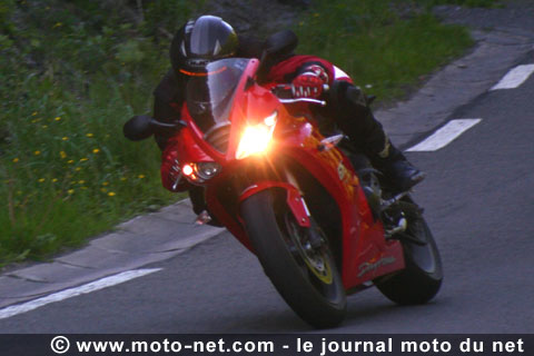 Essai Triumph 675 Daytona 2009 : la Supersport qui fait trembler le Japon !