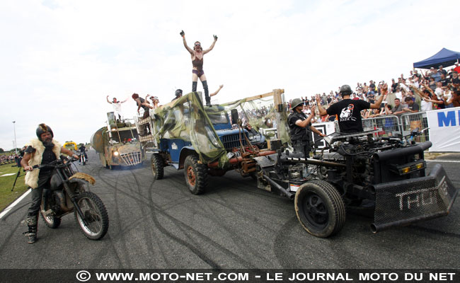 Stunters amateurs et professionnels mettent le feu à Carole !