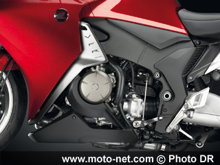 Nouvelles Honda VFR 1200 : les premières photos