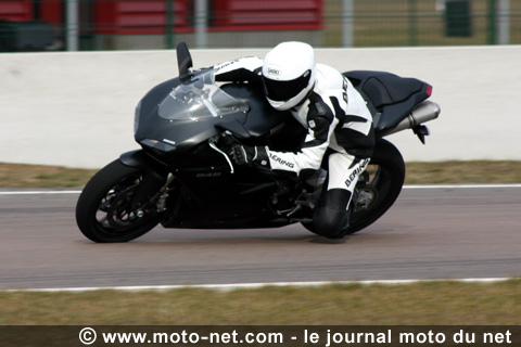  Ducati 848 et Suzuki GSX-R 750 : Hors compétition mais pas hors-jeu !