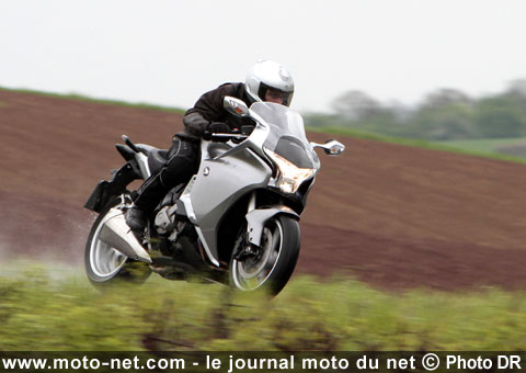 VFR 1200 DCT : l'accès automatique au mythe ?