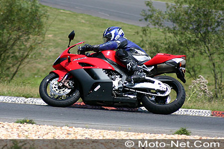 Essai Moto-Net : Honda 1000 CBR RR Fireblade