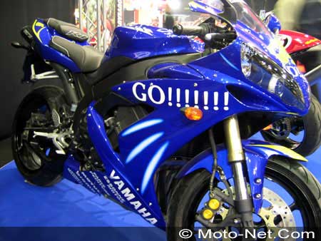 Paris Tuning Show 2005 : Yamaha R1 M1 Valentino Rossi Replica