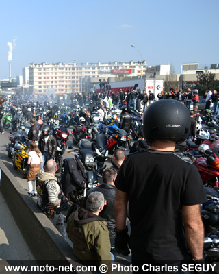 Manif FFMC : les motards interpellent les candidats à l'élection présidentielle