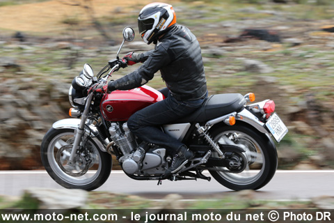  Test Honda CB1100 : la CB toujours plus Four