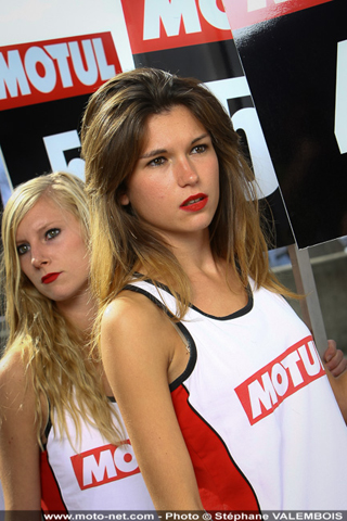 Galerie photo : les filles les plus sexy des 24H Moto 2013