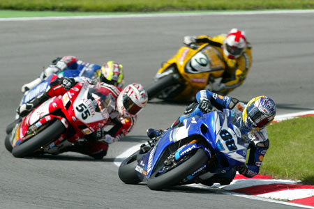 Les manches Superbike et Supersport de Brands Hatch 2005 sur Moto-Net