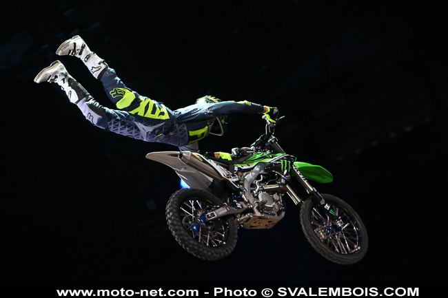 Galerie : les plus belles photos du Supercross de Bercy 2013