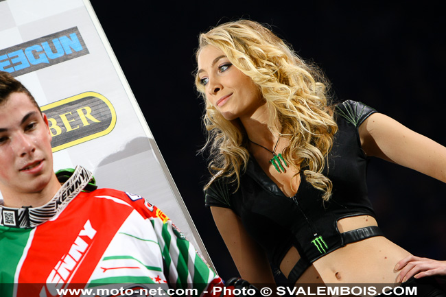 Galerie : les plus belles photos du Supercross de Bercy 2013