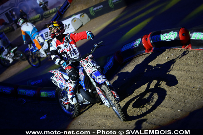 Galerie : les plus belles photos du Supercross de Bercy 2013