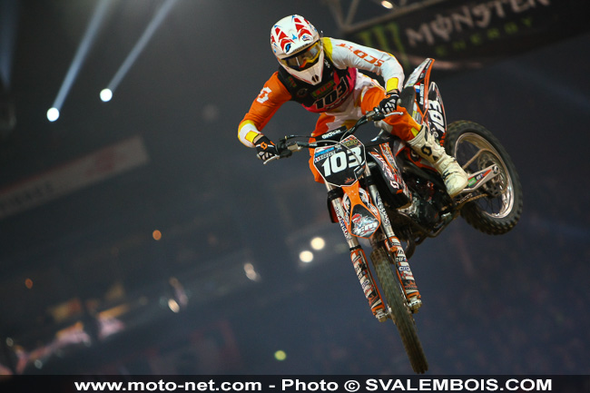Galerie : les plus belles photos du Supercross de Bercy 2013