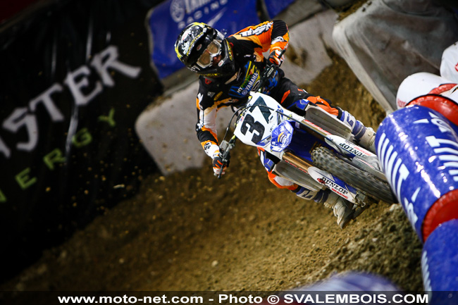 Galerie : les plus belles photos du Supercross de Bercy 2013