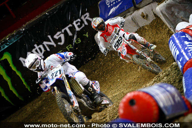 Galerie : les plus belles photos du Supercross de Bercy 2013