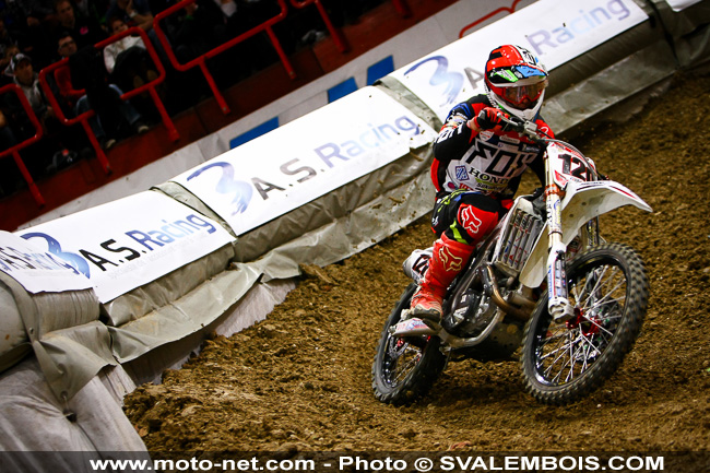 Galerie : les plus belles photos du Supercross de Bercy 2013
