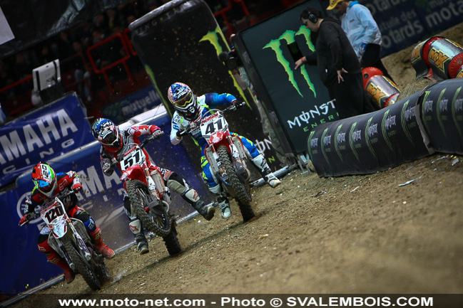 Galerie : les plus belles photos du Supercross de Bercy 2013