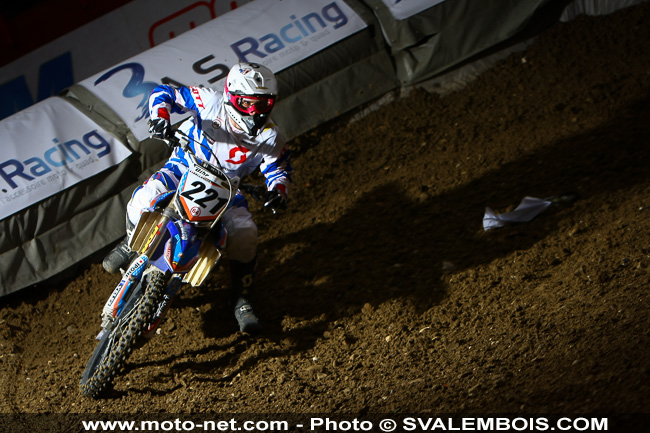 Galerie : les plus belles photos du Supercross de Bercy 2013