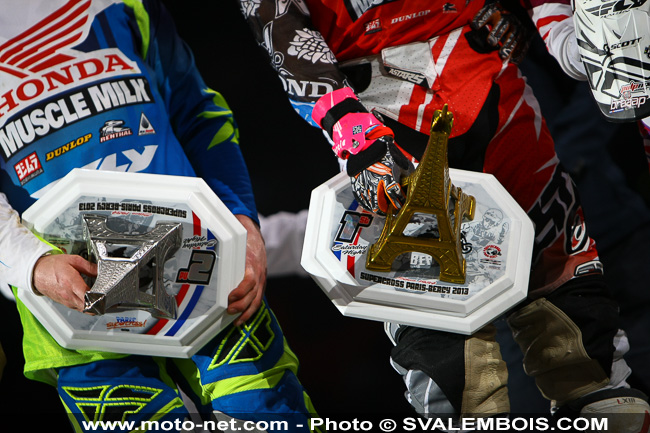 Galerie : les plus belles photos du Supercross de Bercy 2013