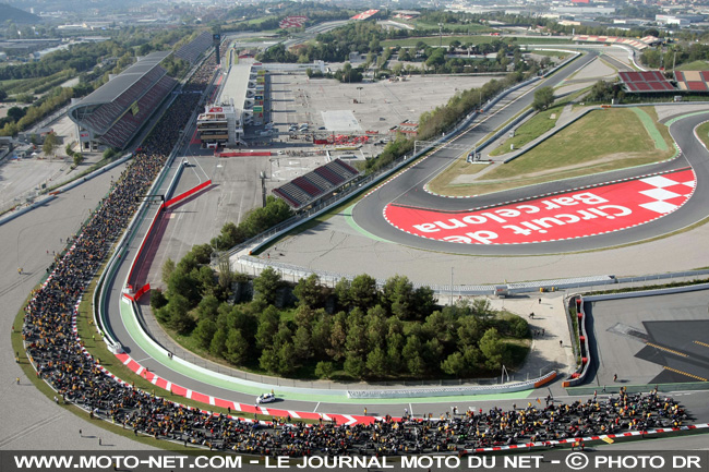 Plusieurs milliers de motards à Barcelone pour l'indépendance de la Catalogne