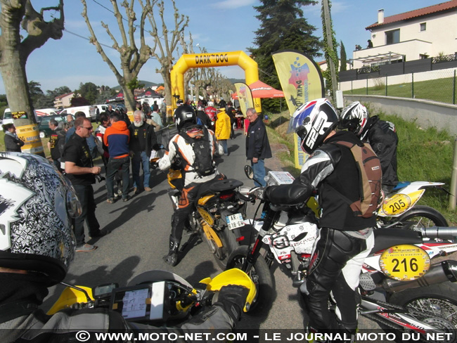 Dark Dog Rallye Moto Tour : Filleton fait la razzia au Beaujolais !