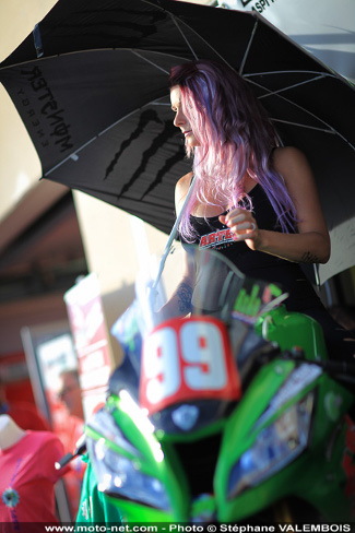 Bol d'Or 2015 - Galerie photo 07 : les filles les plus sexy du Castellet