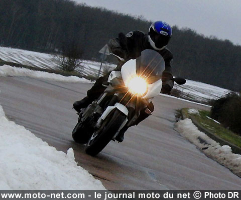 Équipement moto en hiver : Combattre le froid efficacement !