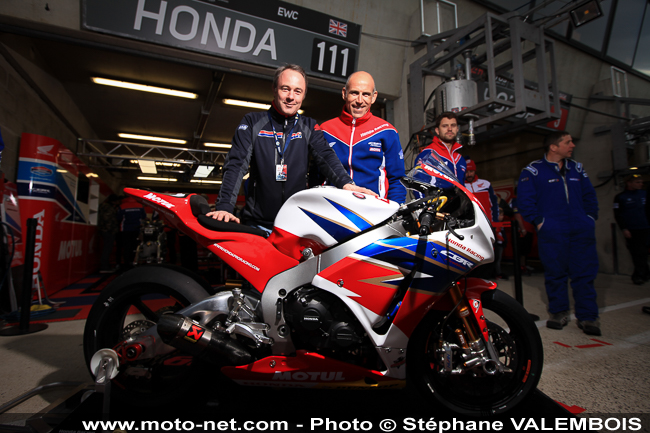 Galerie photo 24 Heures Motos 2016 - 03 : visite des stands