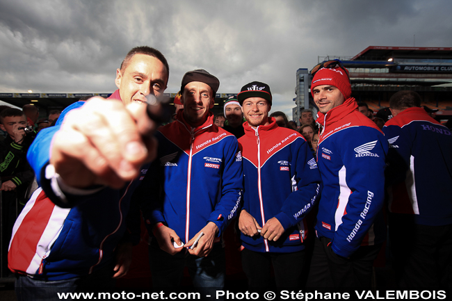 Galerie photo 24 Heures Motos 2016 - 03 : visite des stands