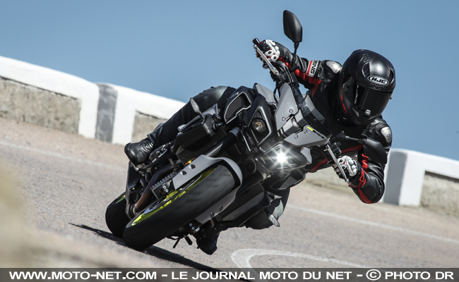Essai Yamaha MT-10 : gueule de tueuse et corps d'athlète
