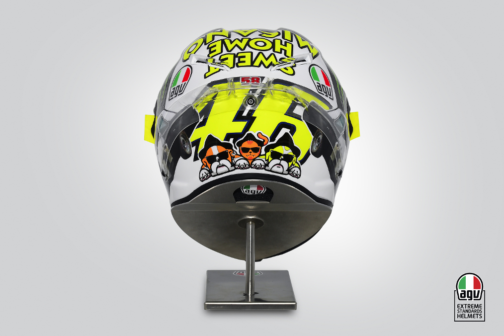 Les Blues Brothers sur le casque de Rossi à Misano