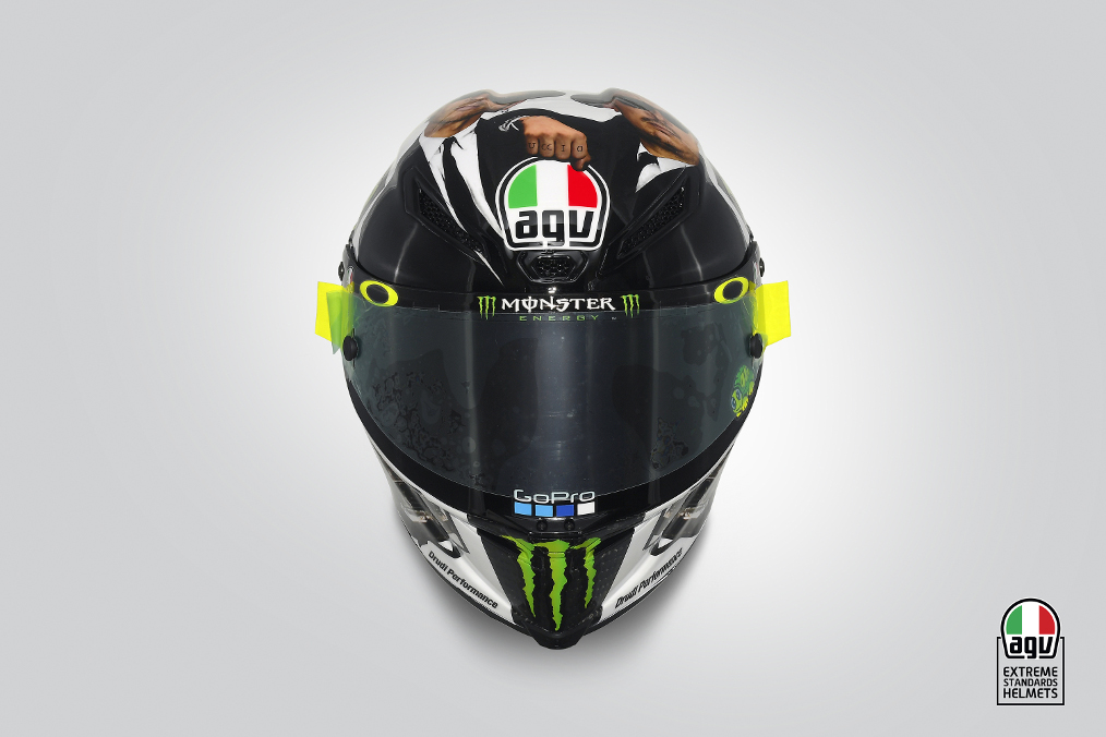 Les Blues Brothers sur le casque de Rossi à Misano