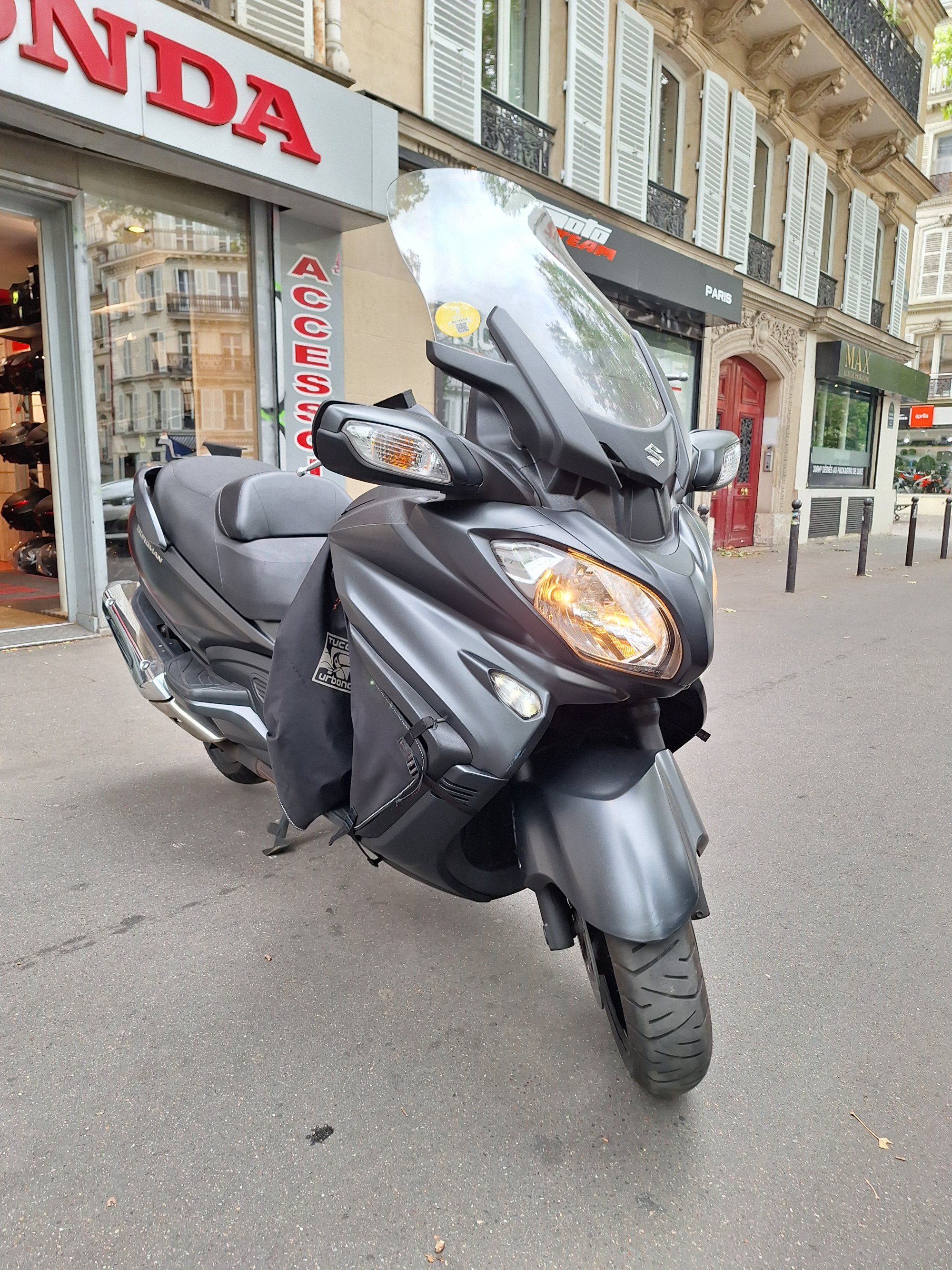 SUZUKI 650 BURGMAN 650
