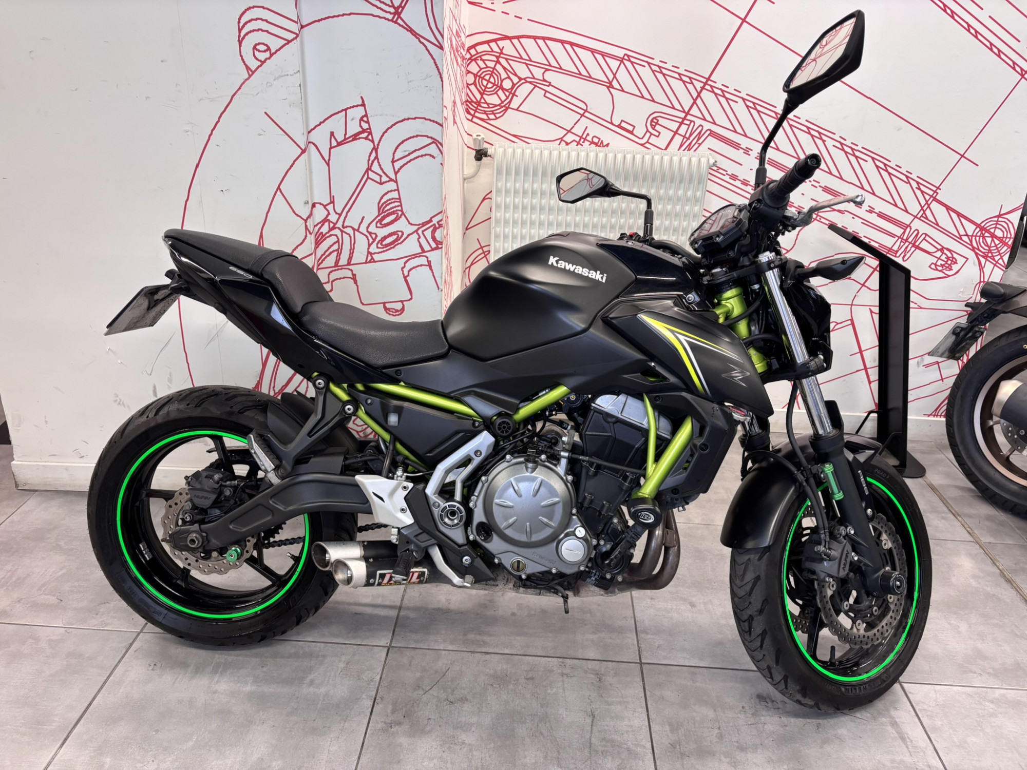 KAWASAKI 650 Z 650 (47.5CV)