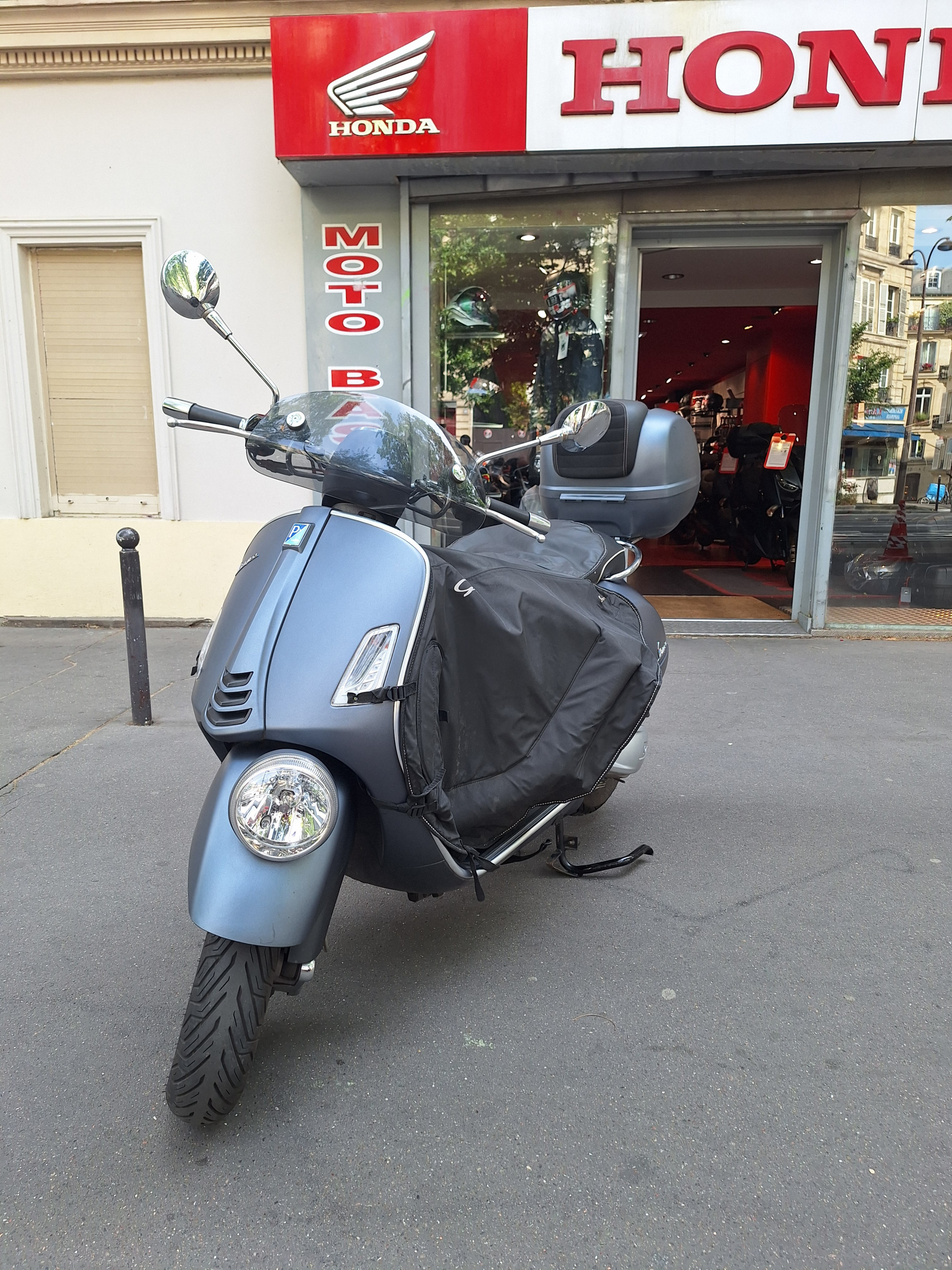 VESPA 300 GTS 300