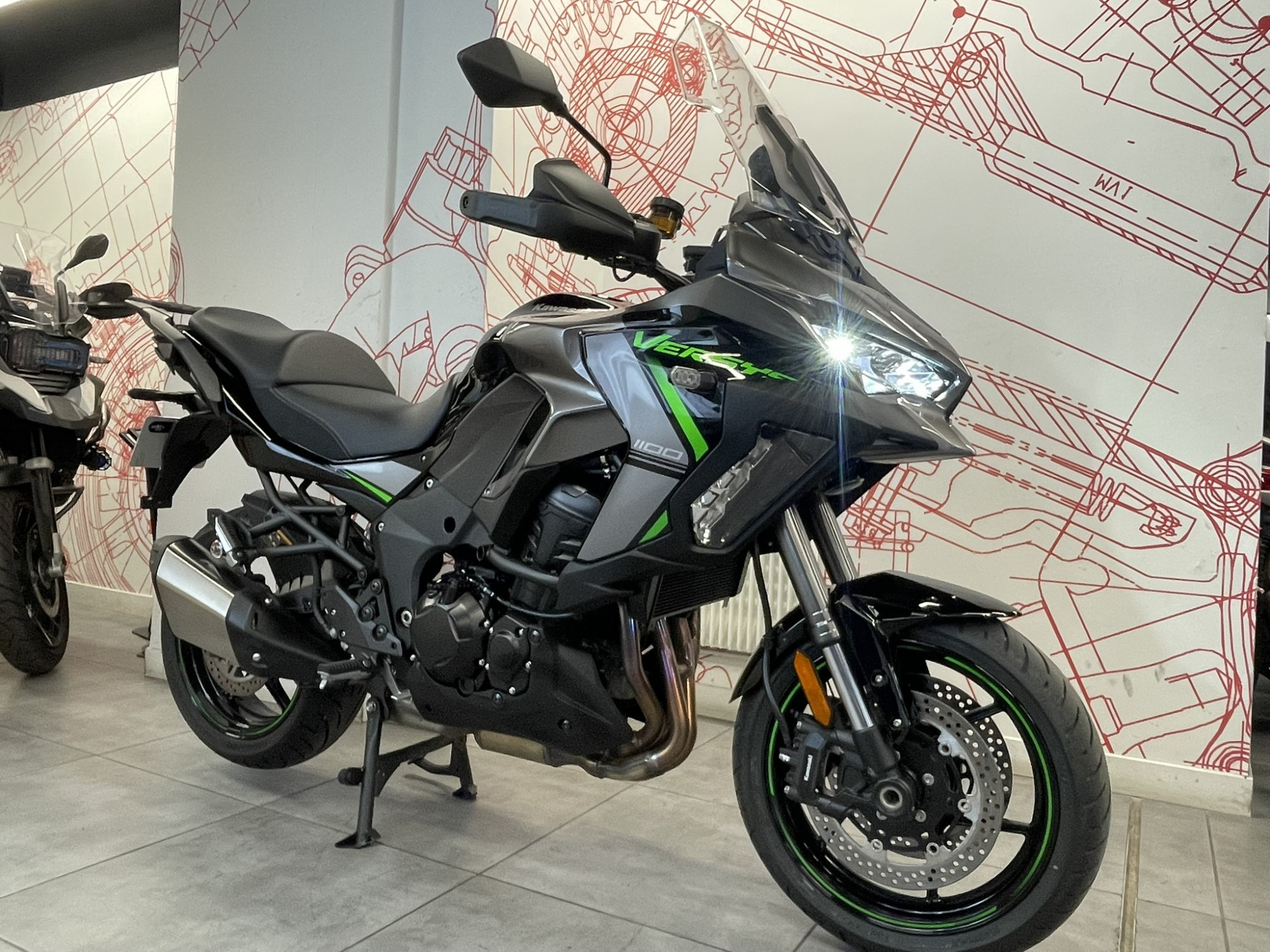 KAWASAKI 1100 VERSYS 1100 SE