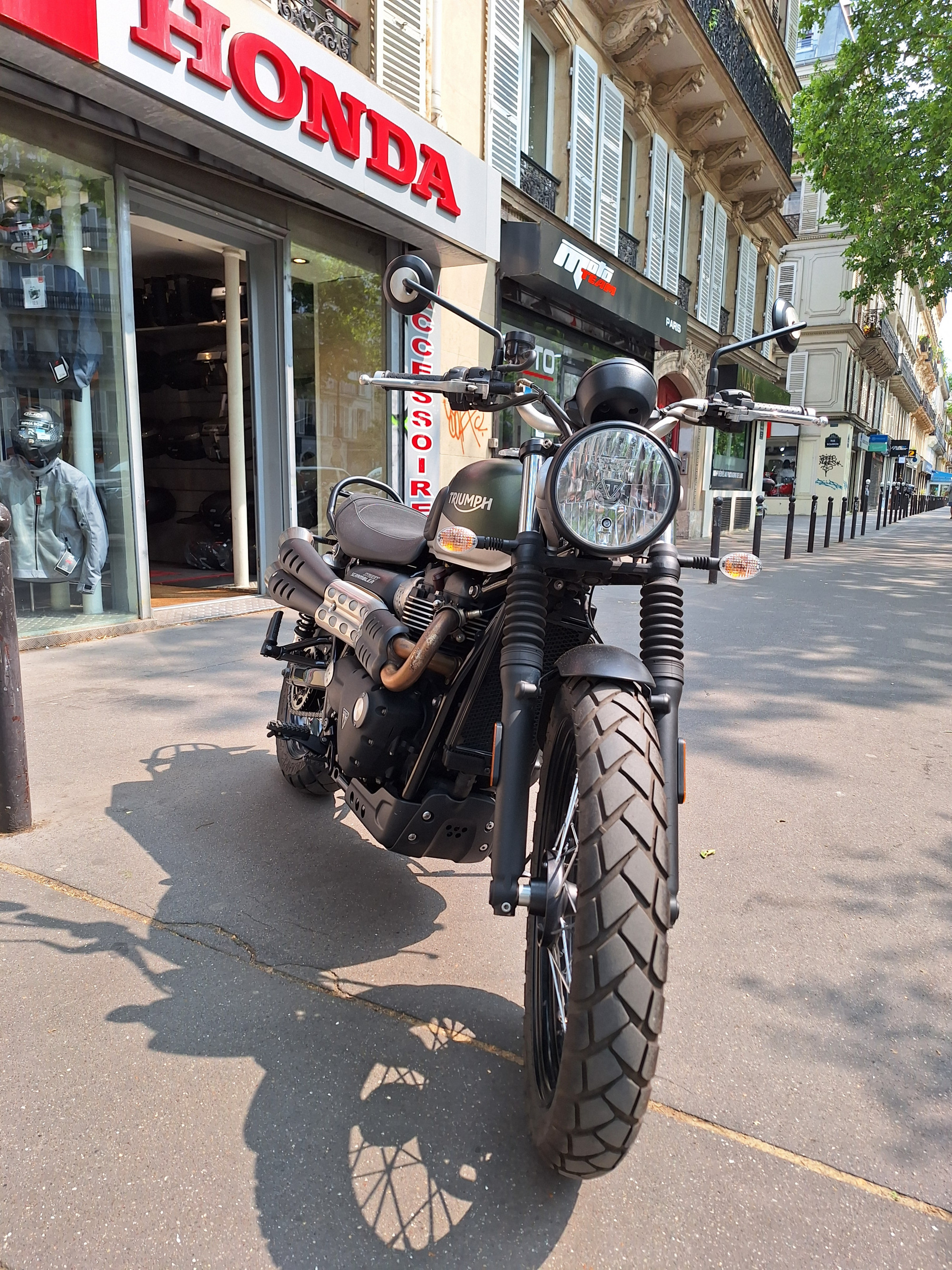 TRIUMPH 900 STREET SCRAMBLER 900