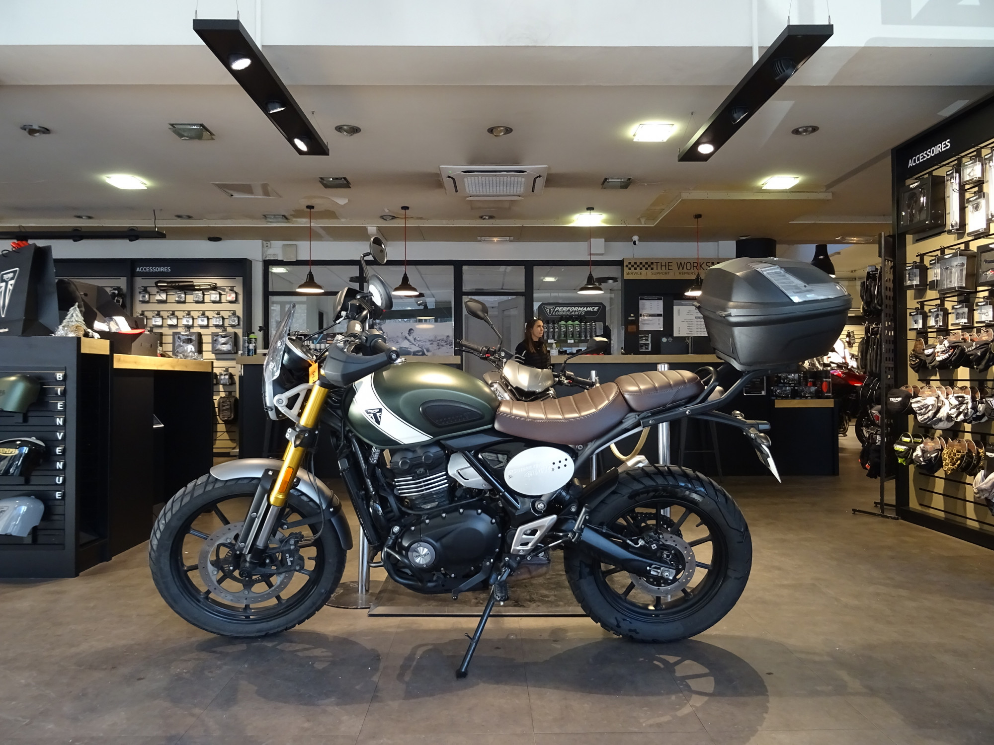 TRIUMPH 400 Scrambler 400 X