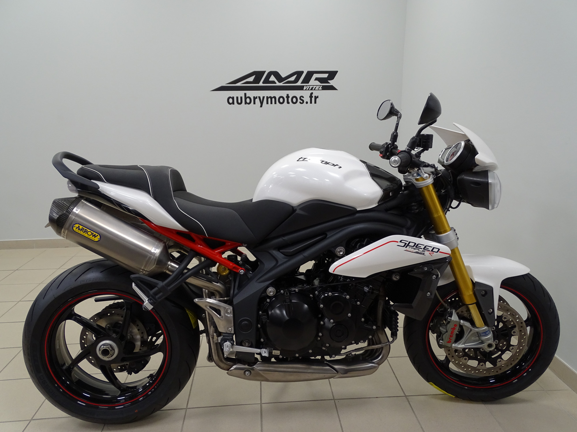 TRIUMPH 1050 SPEED TRIPLE 1050 R