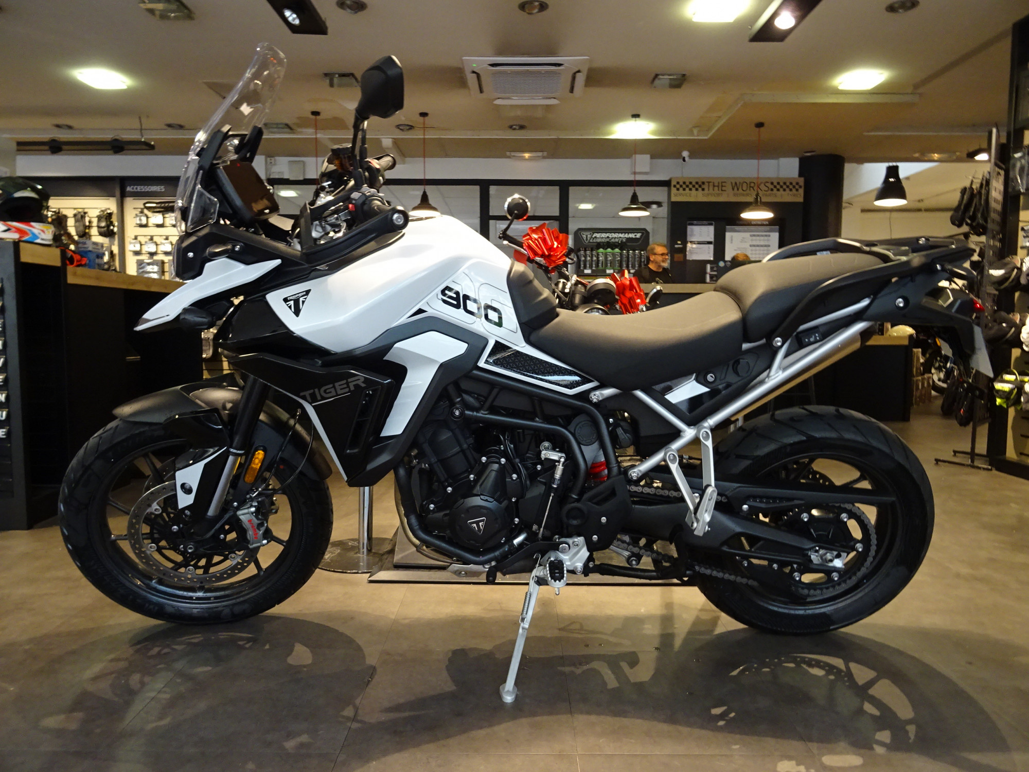 TRIUMPH 900 Tiger 900 GT PRO