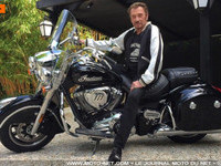 Illustation de : À vendre : l'une des toutes dernières motos de Johnny Hallyday 